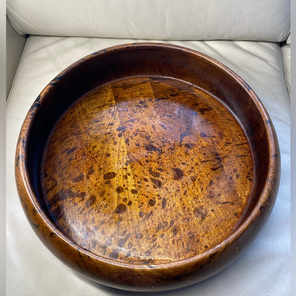 Lipper Mango Wood Round Bowl Tropical Centerpiece Bowl Marbleized Finish